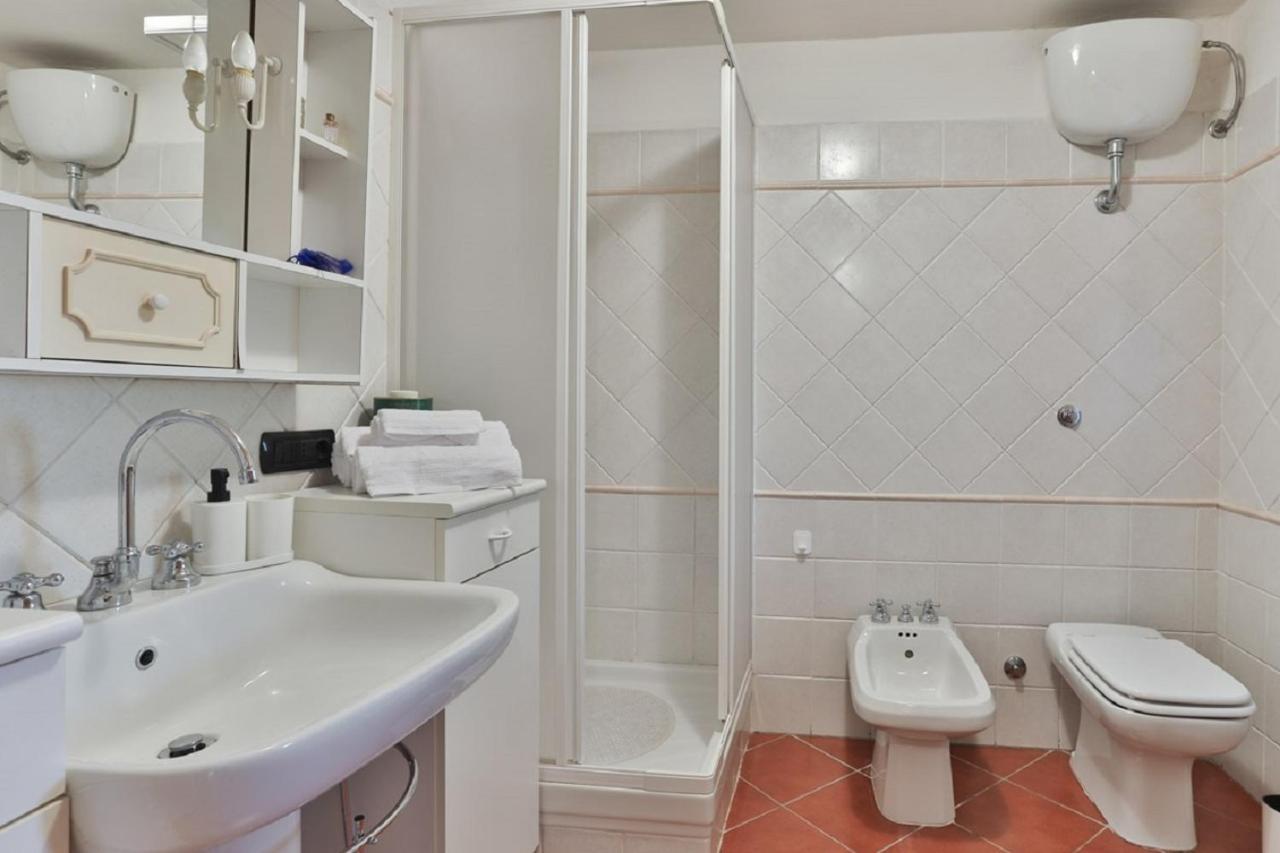 Il Ciavattone Bed And Bike Bed & Breakfast Сулмона Екстериор снимка