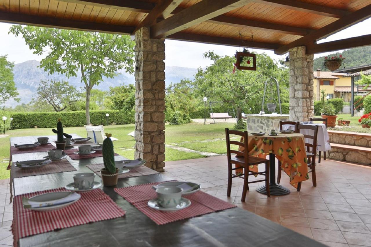 Il Ciavattone Bed And Bike Bed & Breakfast Сулмона Екстериор снимка