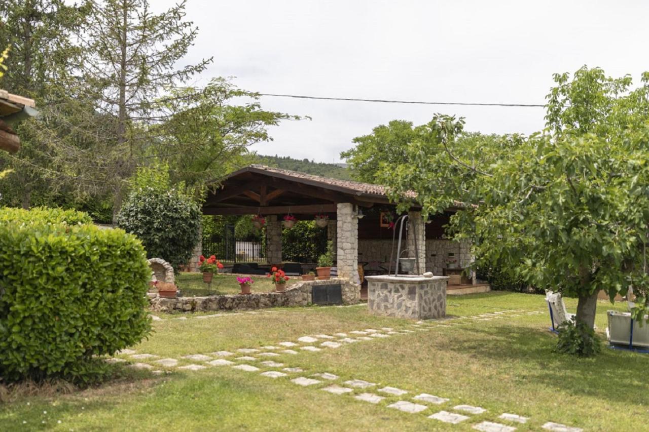 Il Ciavattone Bed And Bike Bed & Breakfast Сулмона Екстериор снимка